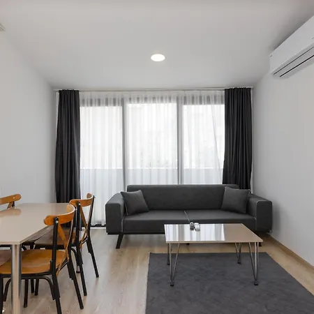 Moon Old Town Apartment